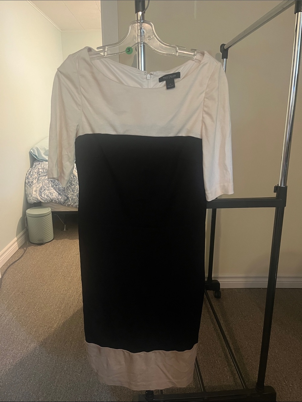 White Hiuse/Black Market Black White & Beige Colorblock Midi Sheath Dress